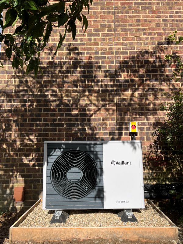 air-source-heat-pumps-tilehurst